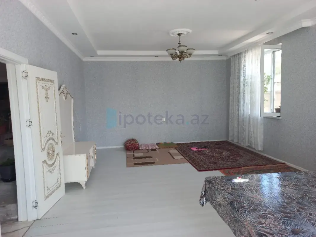 Satılır 3 otaqlı həyət evi 140 m²
