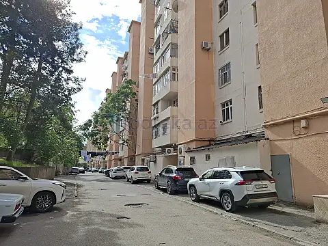 Satılır 3 otaqlı köhnə tikili 75 m² — Bakı 3 otaq 75.00 m²