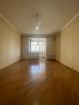 Satılır 3 otaqlı köhnə tikili 90 m² — Bakı, Yasamal 3 otaq 90.00 m²