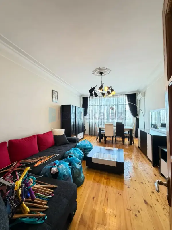 Satılır 2 otaqlı yeni tikili 90 m²