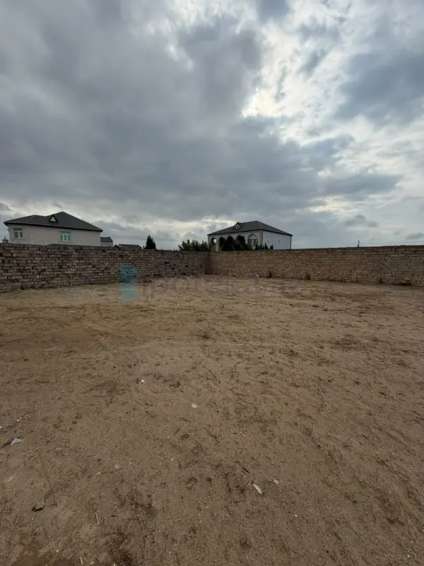 Satılır torpaq sahəsi 4 m²
