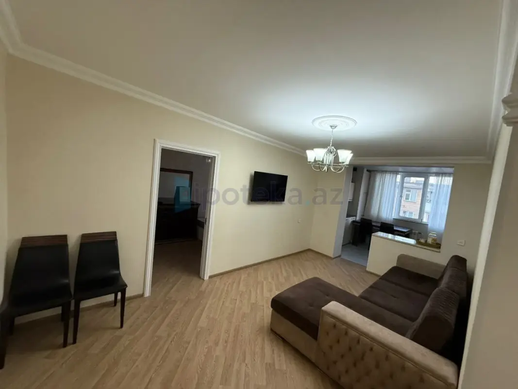 Satılır 3 otaqlı köhnə tikili 60 m²