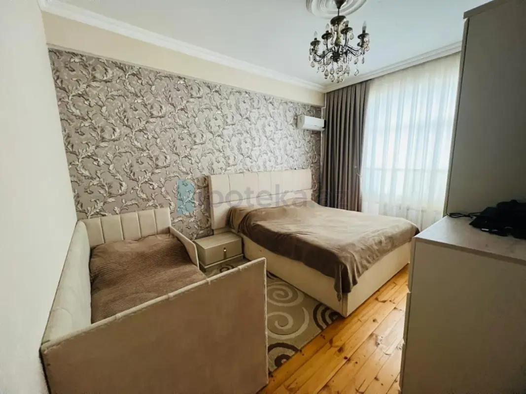 Satılır 2 otaqlı yeni tikili 60 m²