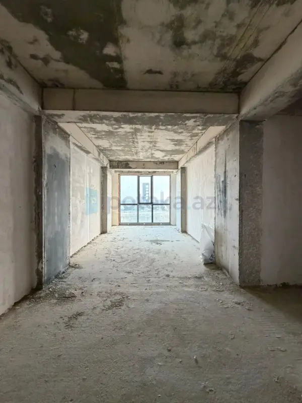 Satılır 3 otaqlı yeni tikili 83.5 m²