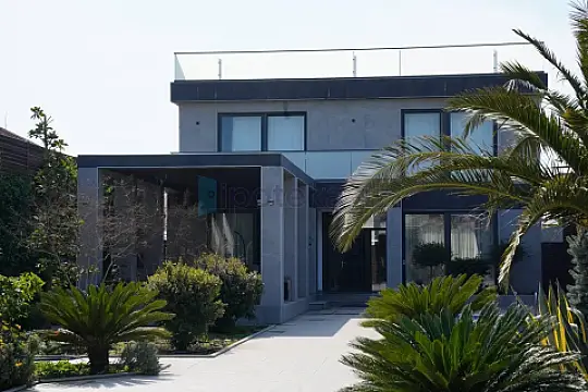 Satılır 5 otaqlı həyət evi 452 m² — Bakı, Buzovna 5 otaq 452.00 m²