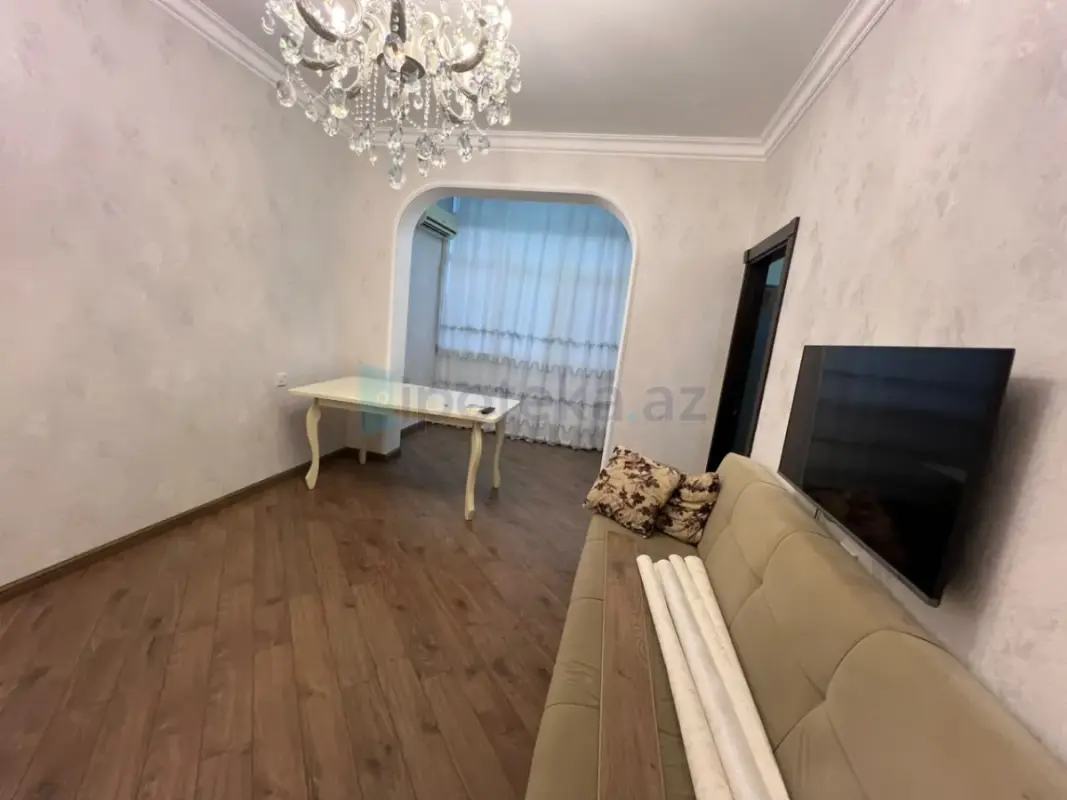 Satılır 3 otaqlı köhnə tikili 60 m²