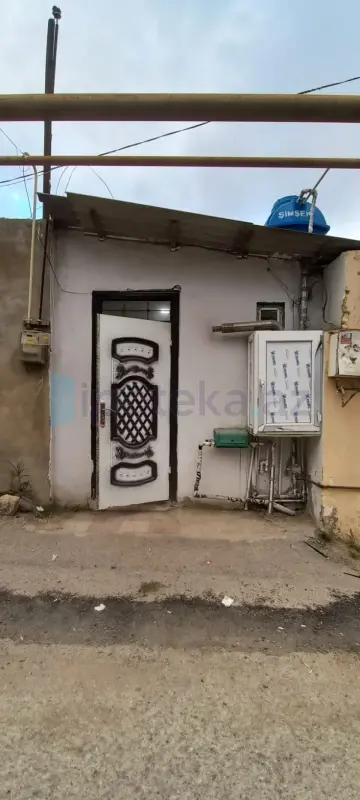 Satılır 1 otaqlı həyət evi 28 m²