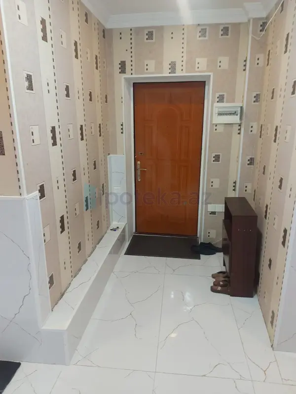 Satılır 2 otaqlı köhnə tikili 62 m²
