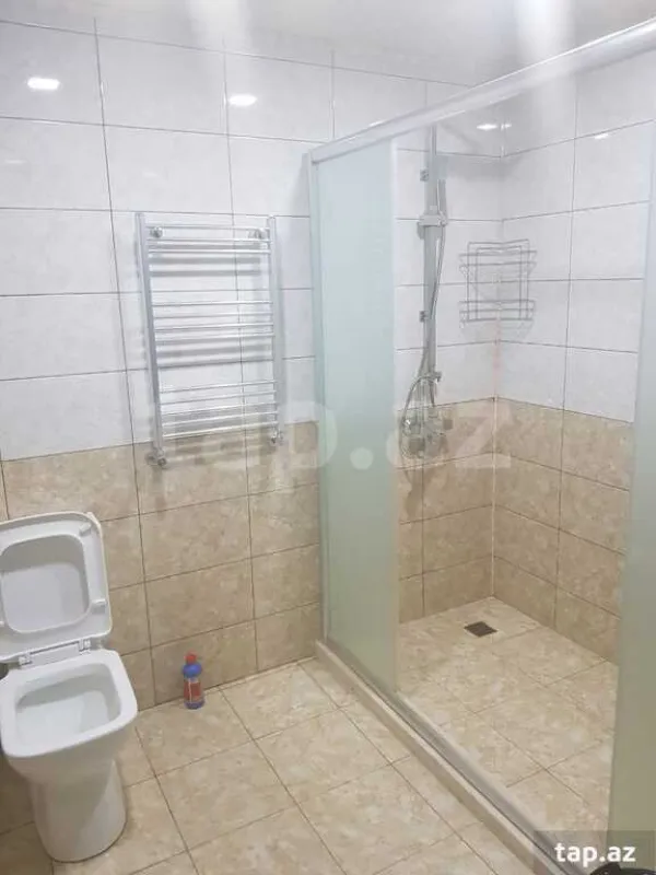 Satılır 3 otaqlı yeni tikili 155 m²