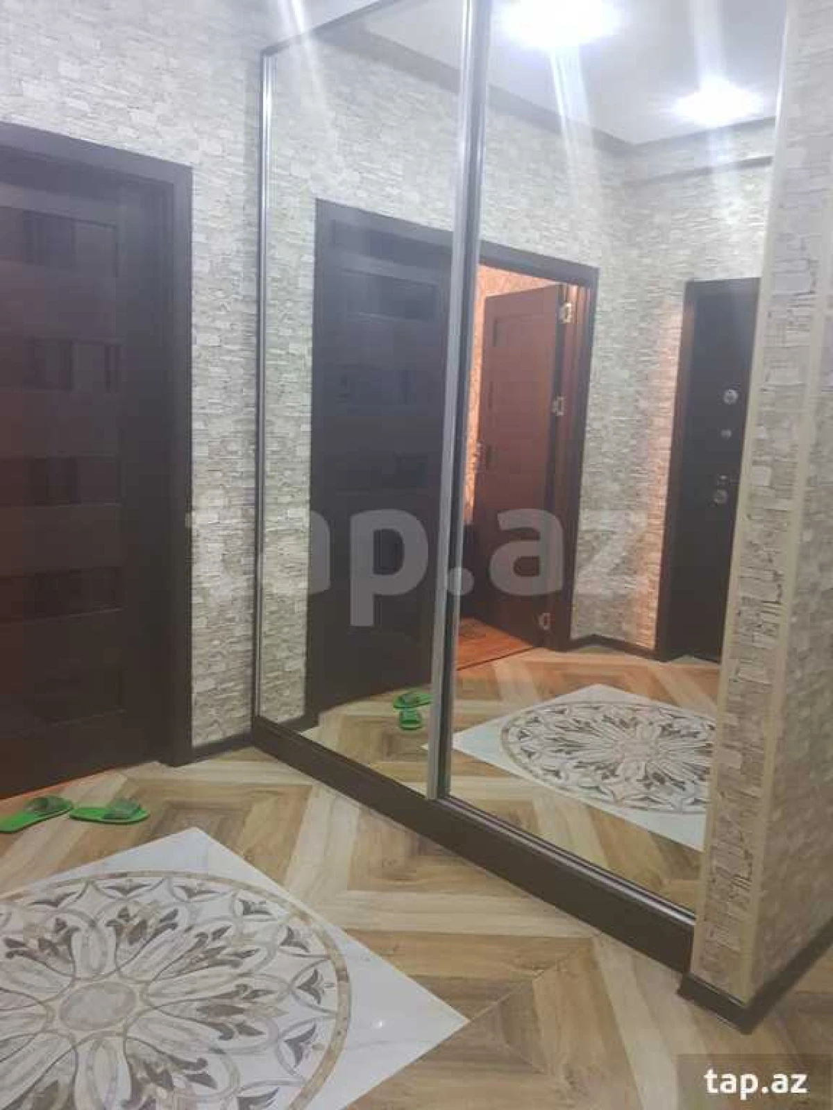 Satılır 3 otaqlı yeni tikili 155 m²