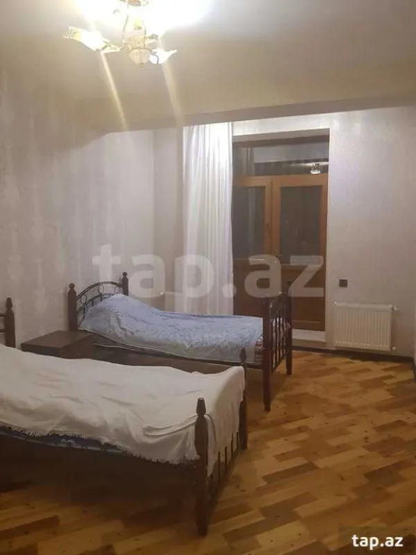 Satılır 3 otaqlı yeni tikili 155 m²