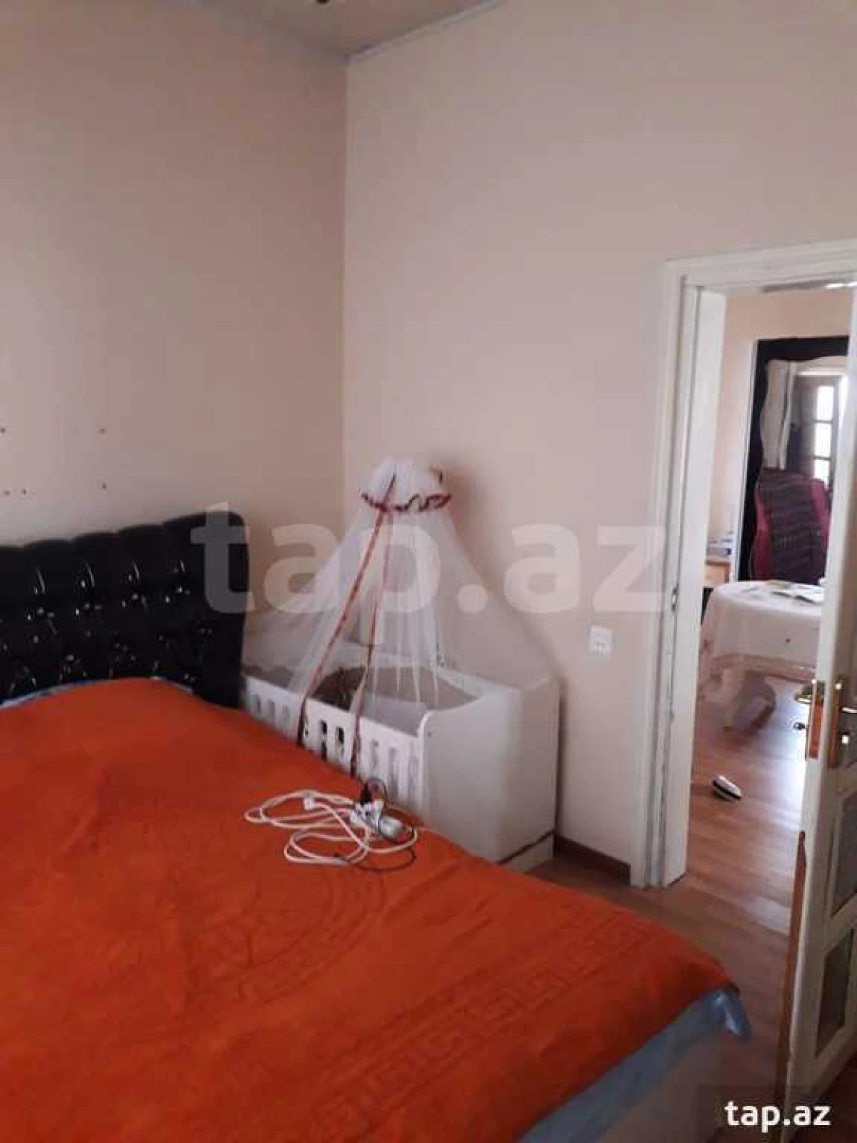 Satılır 5 otaqlı həyət evi