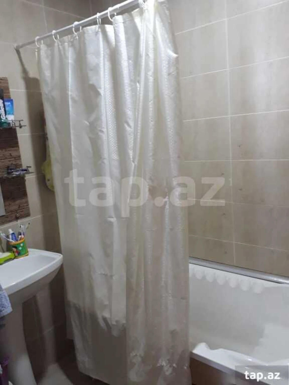 Satılır 4 otaqlı yeni tikili 96 m²