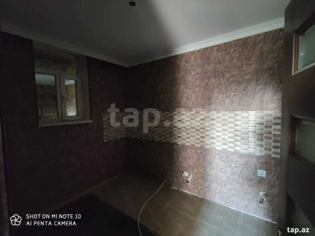 Satılır 3 otaqlı həyət evi