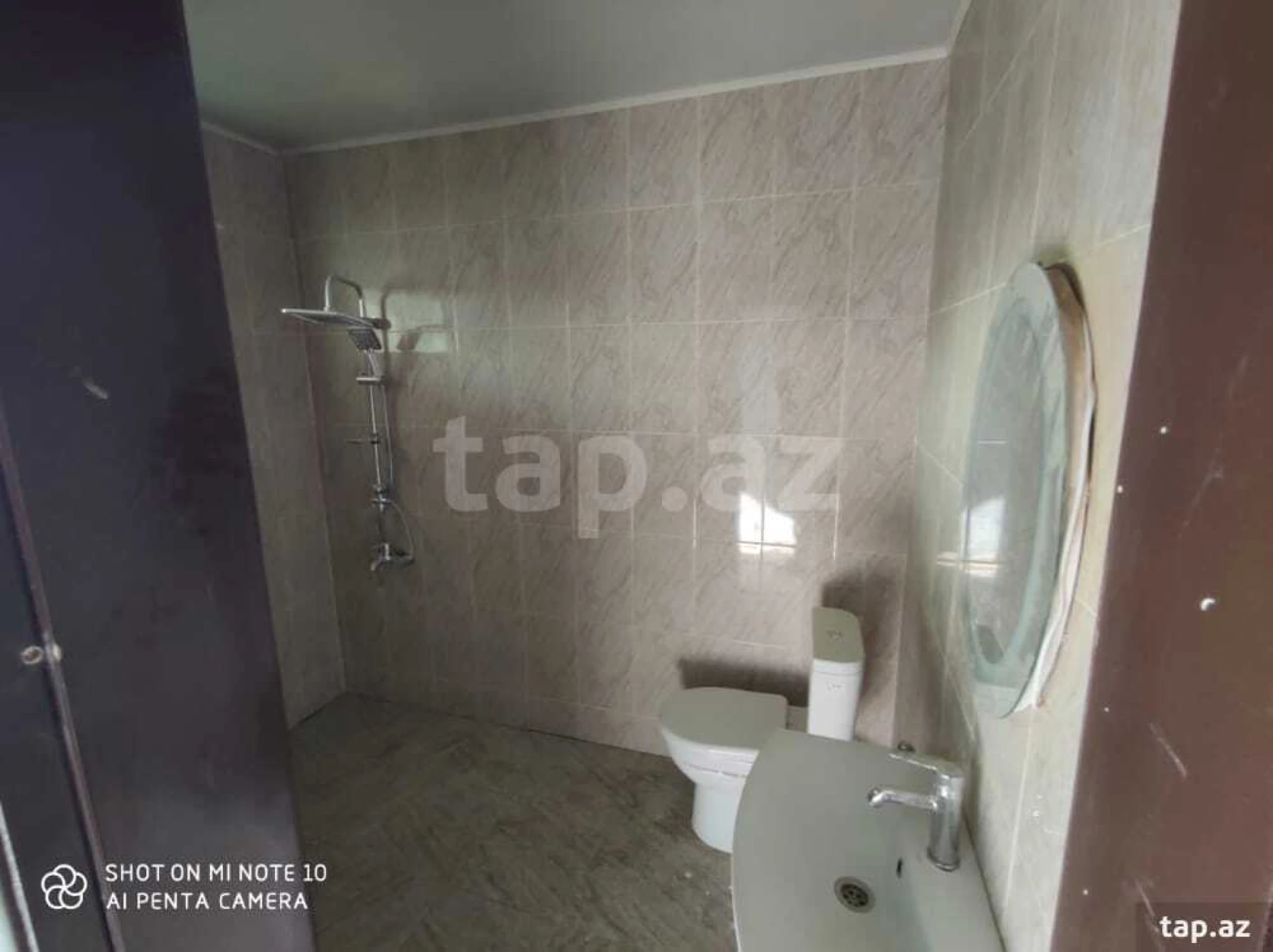 Satılır 3 otaqlı həyət evi