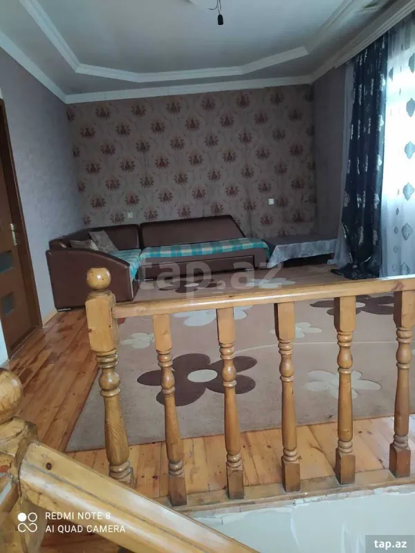 Satılır 5 otaqlı həyət evi