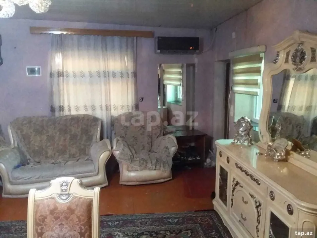 Satılır 4 otaqlı həyət evi