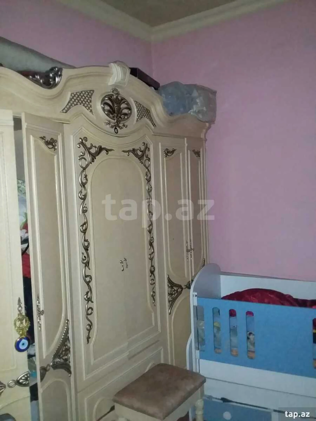 Satılır 4 otaqlı həyət evi