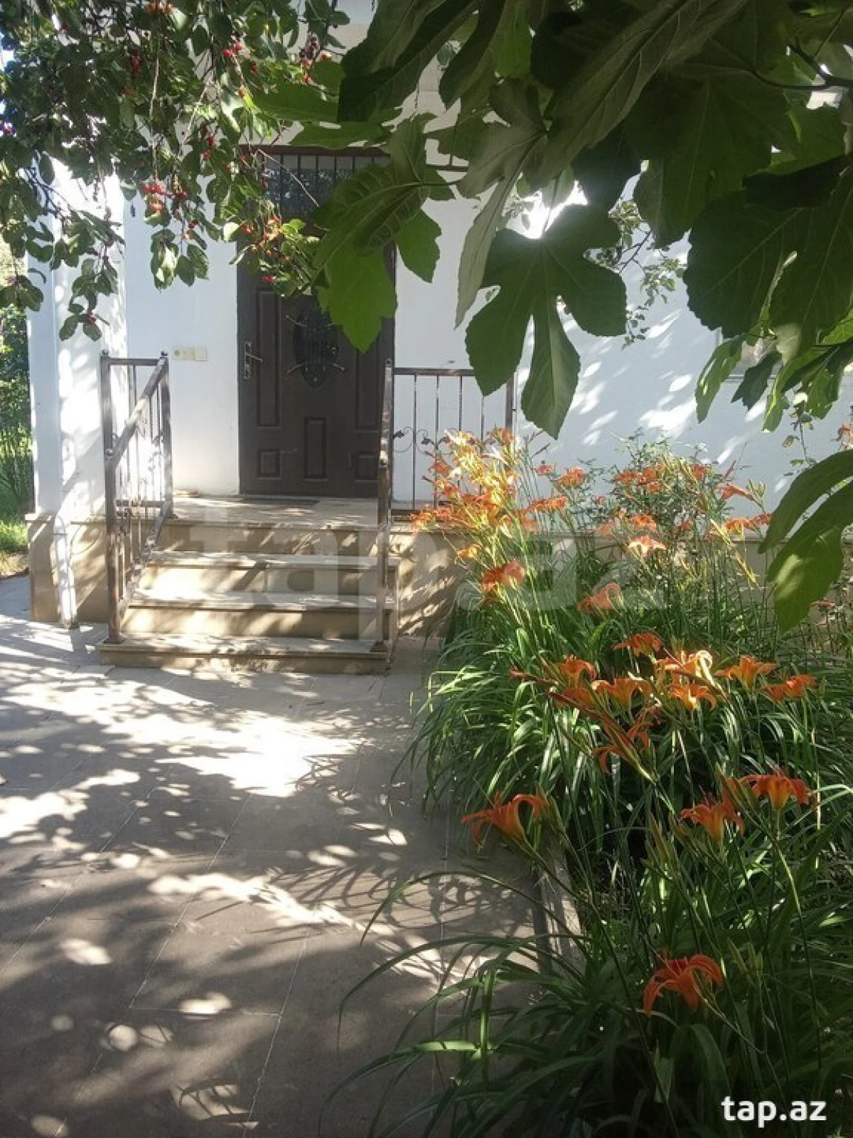 Kirayə verilir 3 otaqlı həyət evi