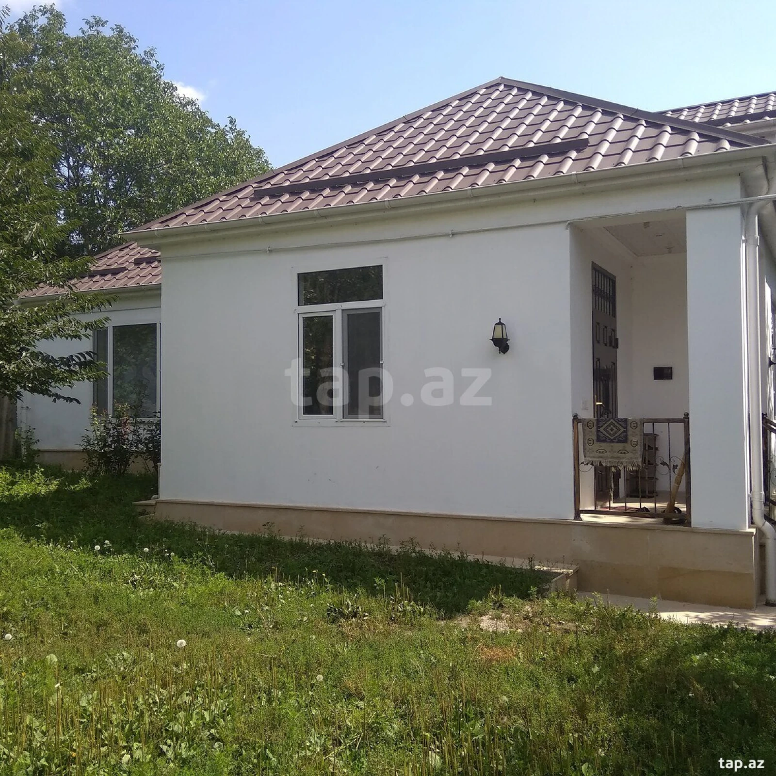 Kirayə verilir 3 otaqlı həyət evi