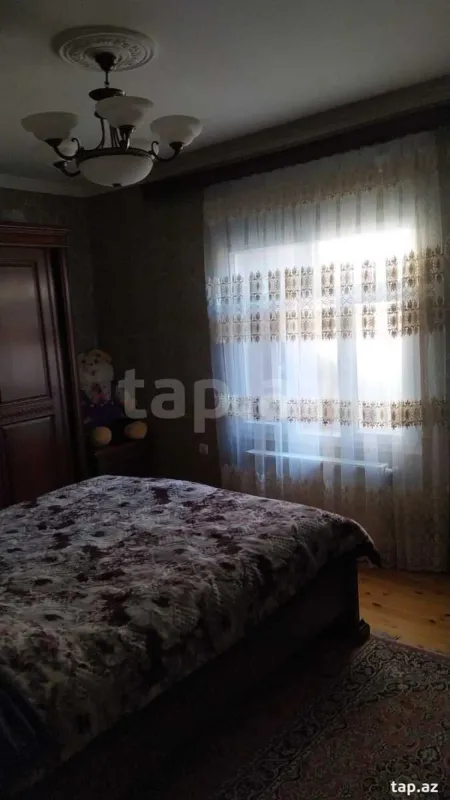 Satılır 3 otaqlı həyət evi