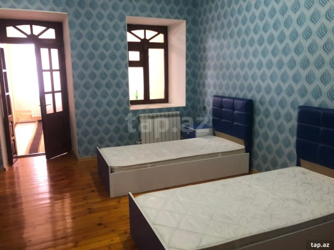 Satılır 5 otaqlı həyət evi