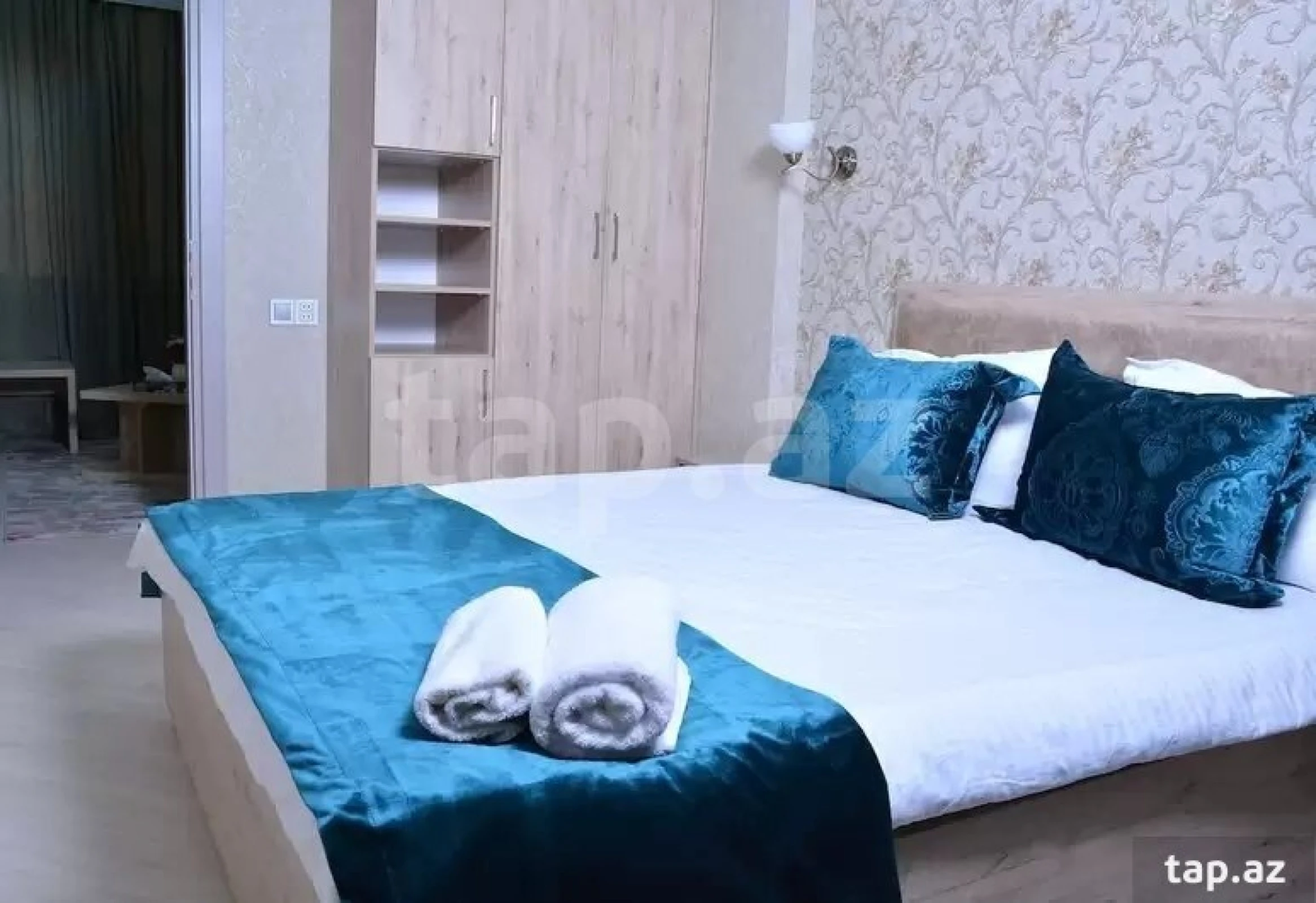 Kirayə verilir 2 otaqlı yeni tikili 70 m²