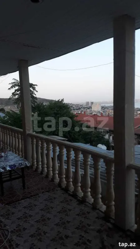 Satılır 3 otaqlı həyət evi