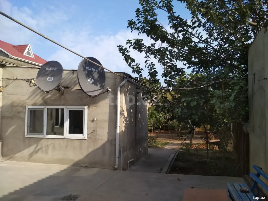 Satılır 3 otaqlı həyət evi 134 m²