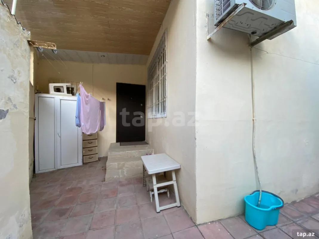 Satılır 4 otaqlı həyət evi