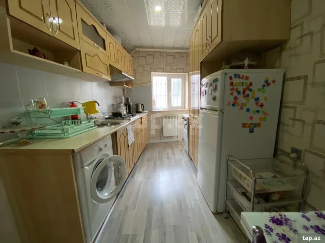 Satılır 4 otaqlı həyət evi