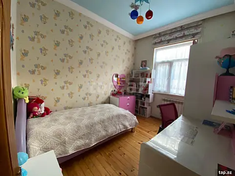 Satılır 4 otaqlı həyət evi