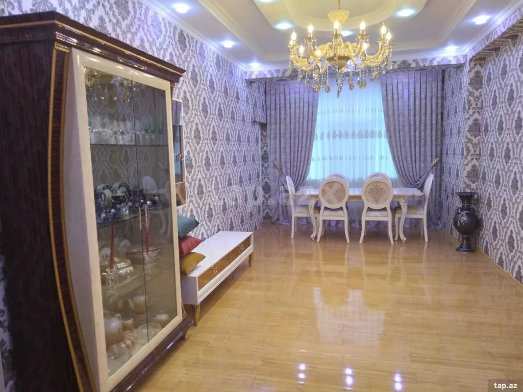 Satılır 3 otaqlı yeni tikili 90 m²