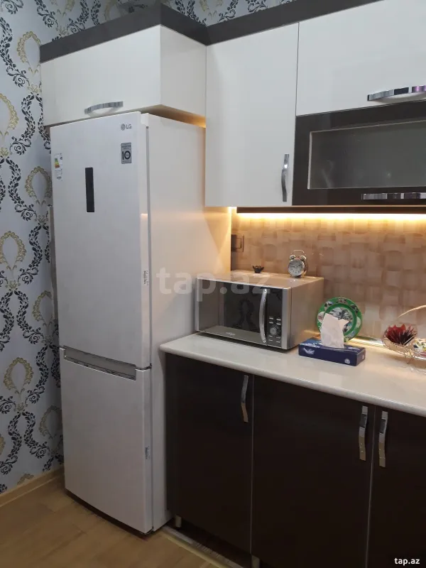 Satılır 3 otaqlı yeni tikili 90 m²
