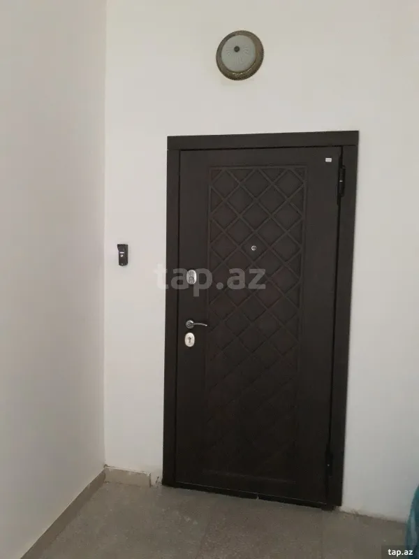 Satılır 3 otaqlı yeni tikili 90 m²