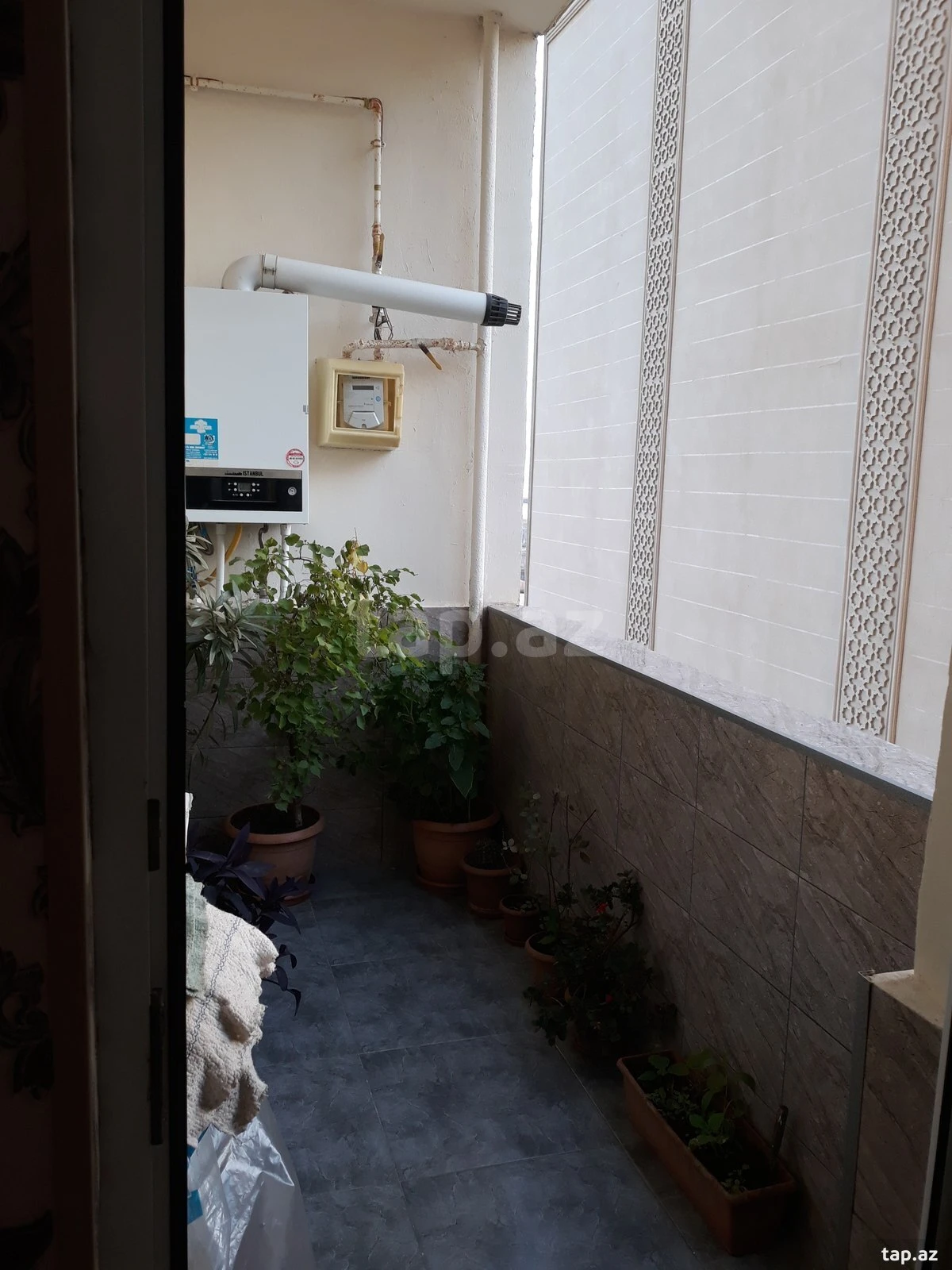 Satılır 3 otaqlı yeni tikili 90 m²