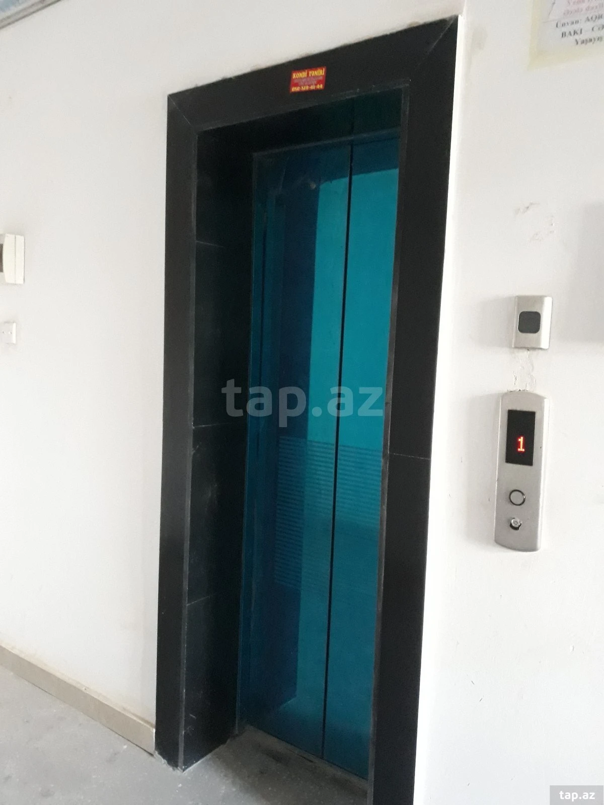 Satılır 3 otaqlı yeni tikili 90 m²