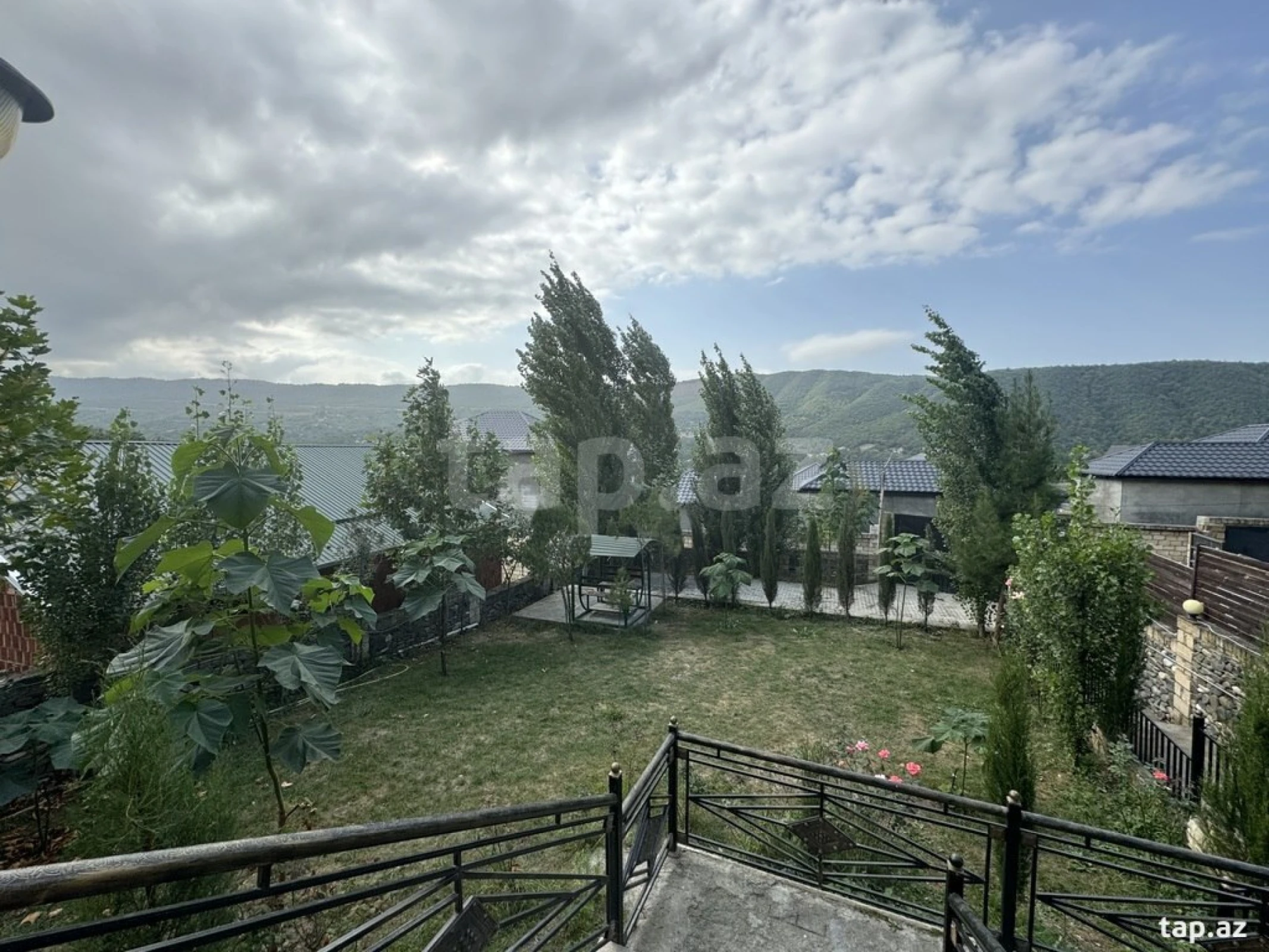 Kirayə verilir 2 otaqlı həyət evi