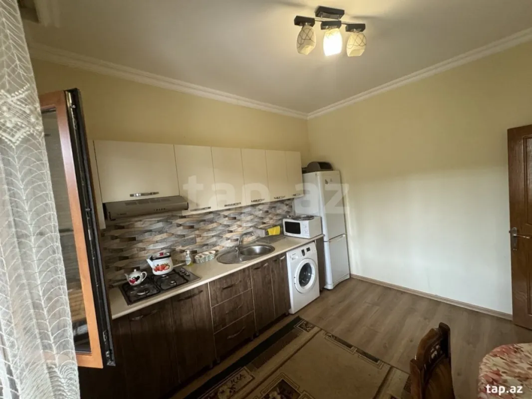 Kirayə verilir 2 otaqlı həyət evi