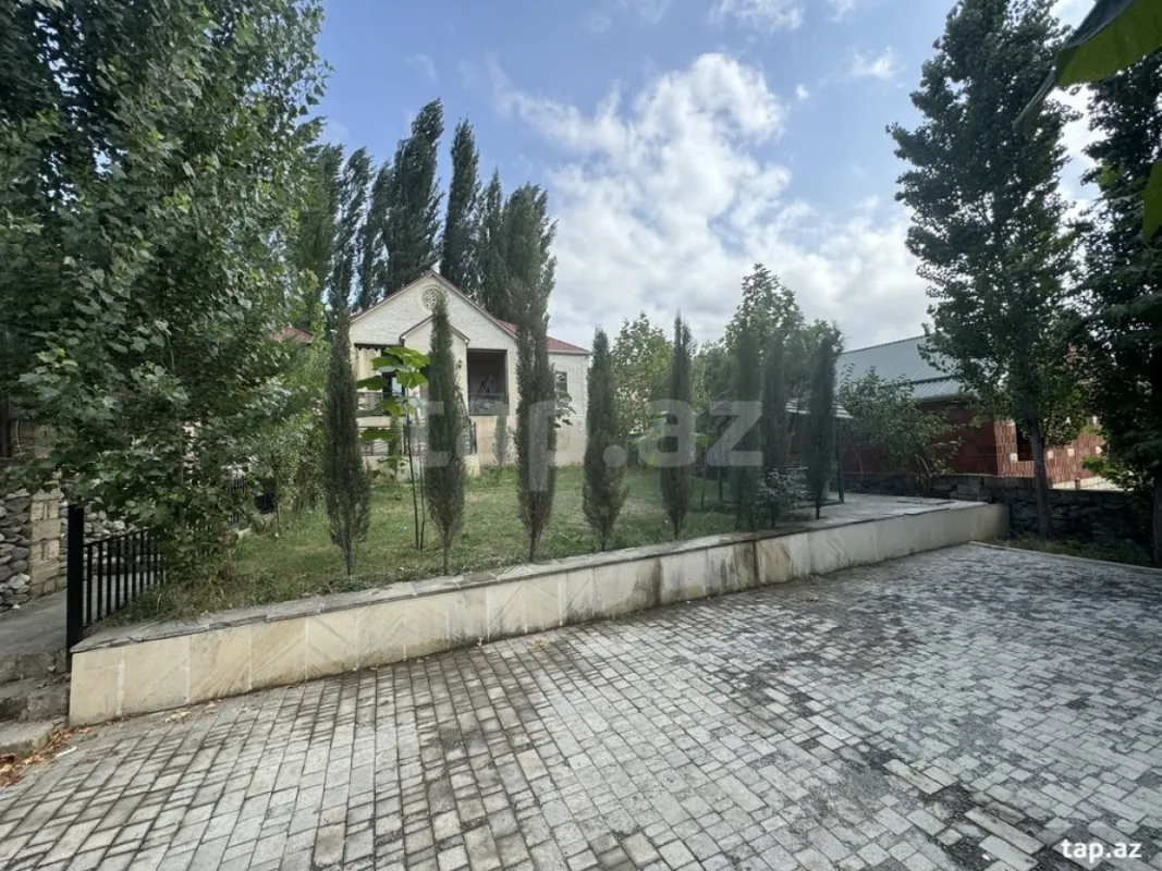 Kirayə verilir 2 otaqlı həyət evi