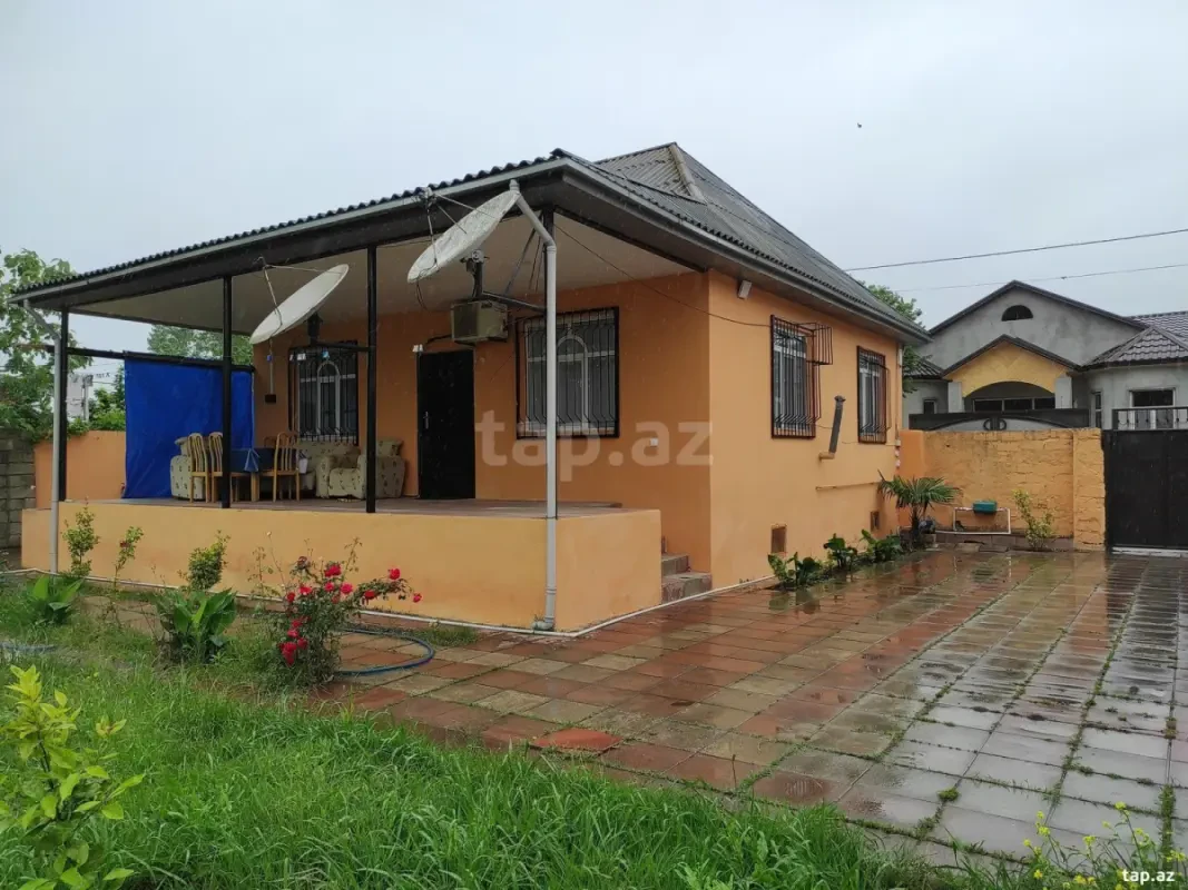 Kirayə verilir 3 otaqlı həyət evi 65 m²