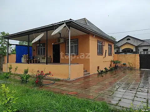 Kirayə verilir 3 otaqlı həyət evi 65 m² — Astara 3 otaq 65.00 m²