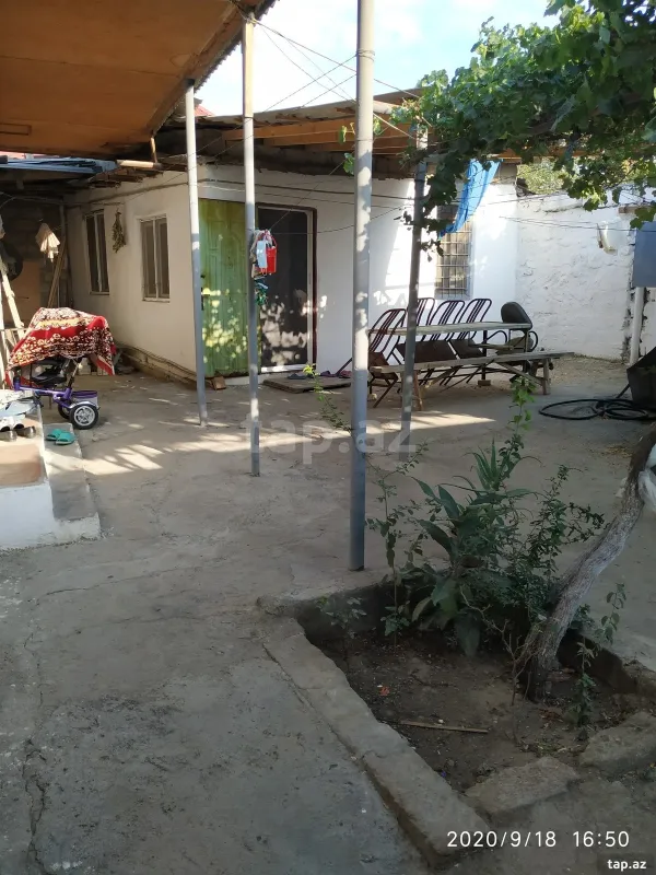 Satılır 3 otaqlı həyət evi