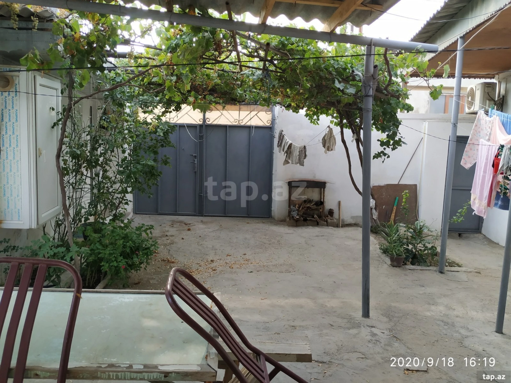 Satılır 3 otaqlı həyət evi