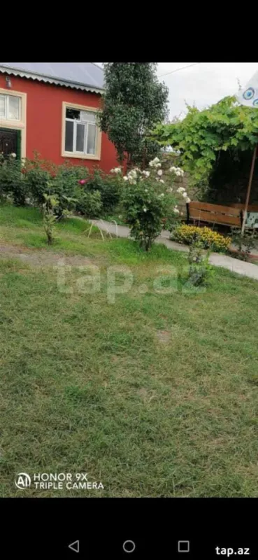 Kirayə verilir 4 otaqlı həyət evi