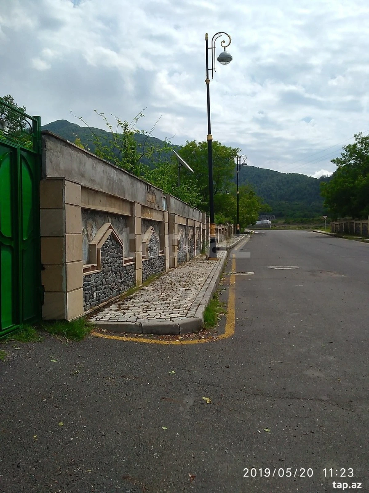 Kirayə verilir 3 otaqlı həyət evi