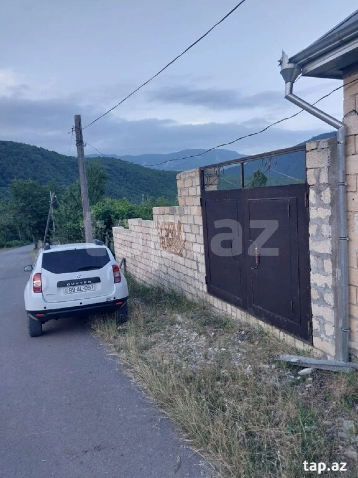 Satılır 3 otaqlı həyət evi