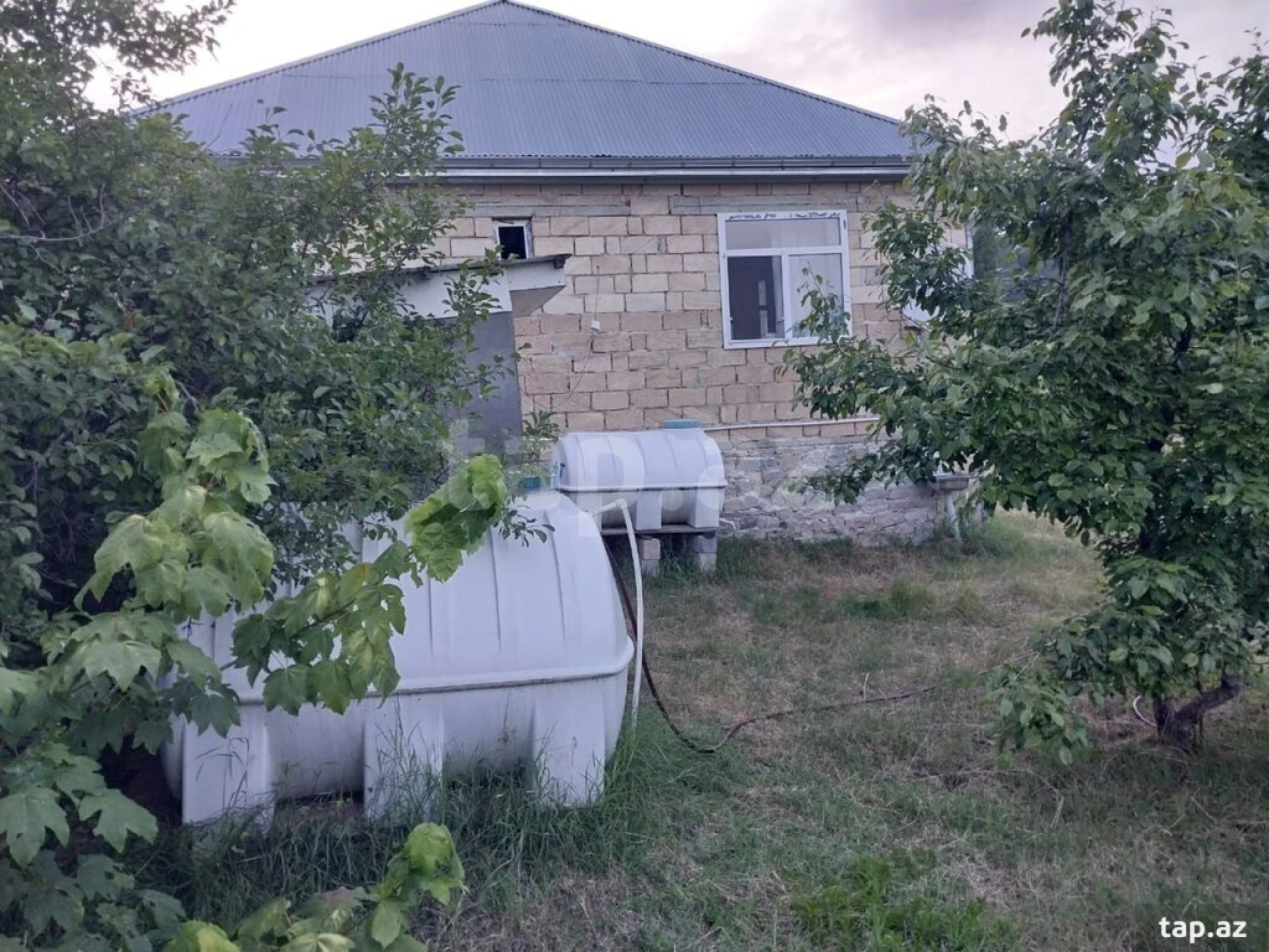 Satılır 3 otaqlı həyət evi