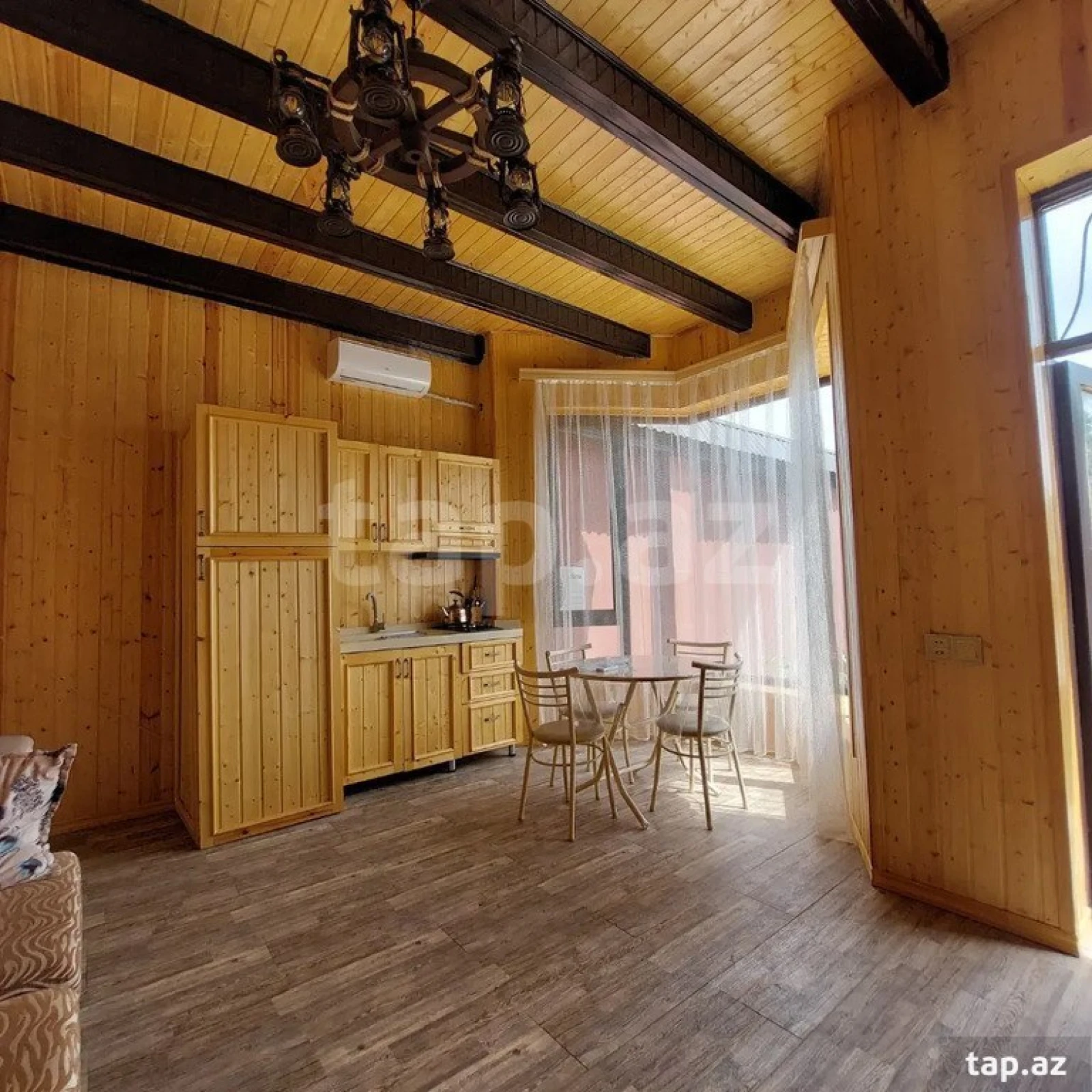 Kirayə verilir 3 otaqlı həyət evi