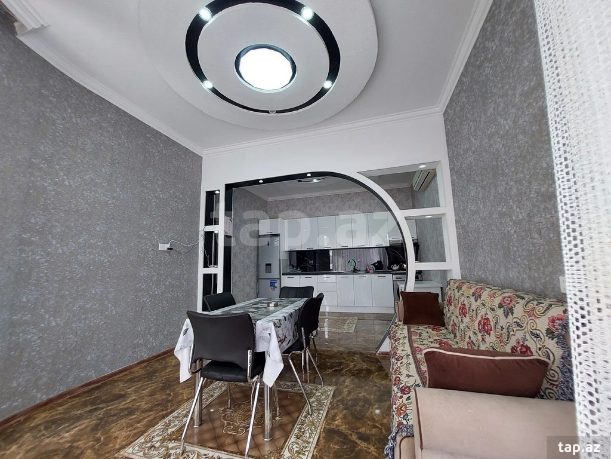 Kirayə verilir 3 otaqlı həyət evi